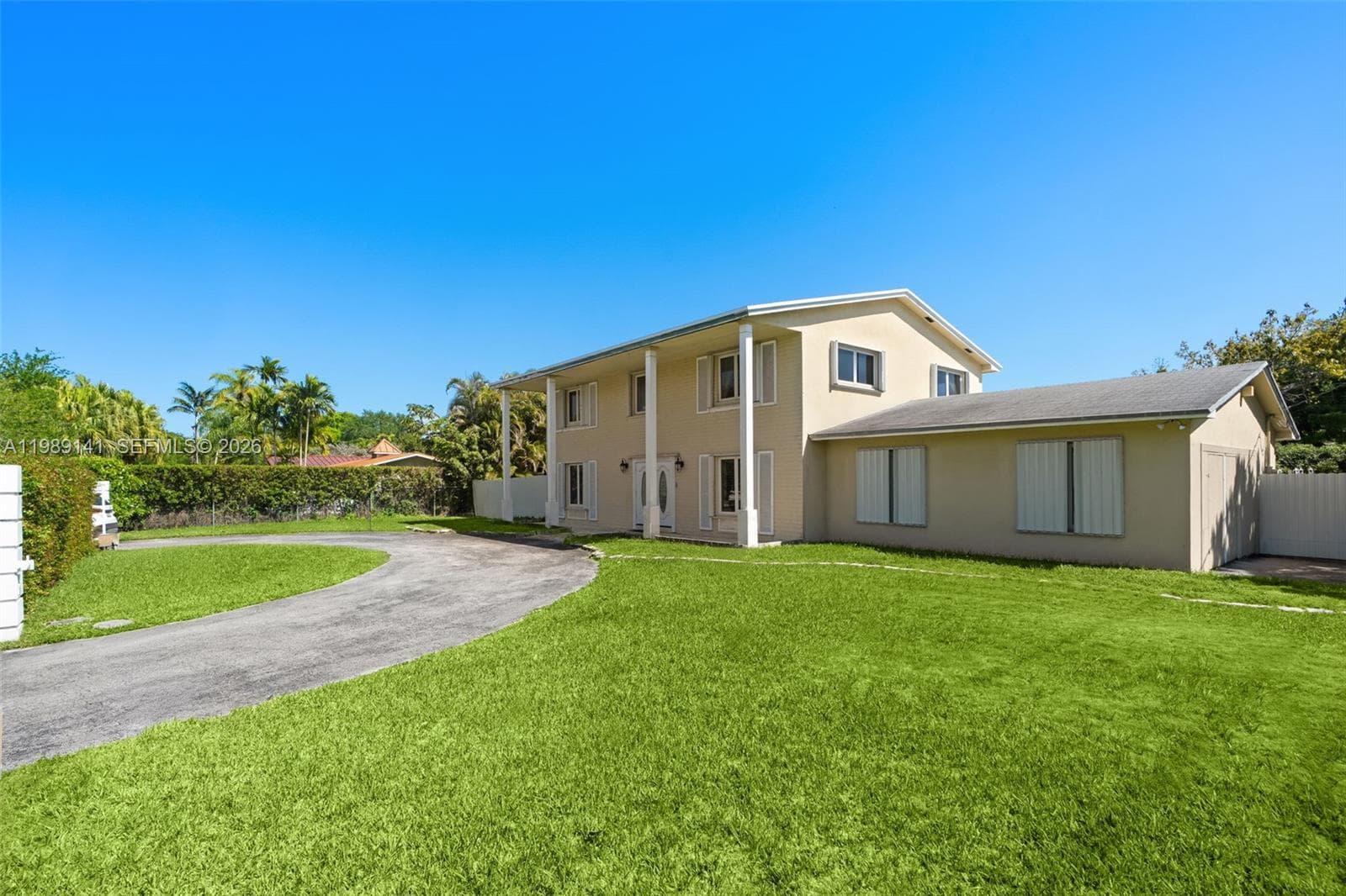 7390 SW 114th St, Pinecrest FL 33156 — 4