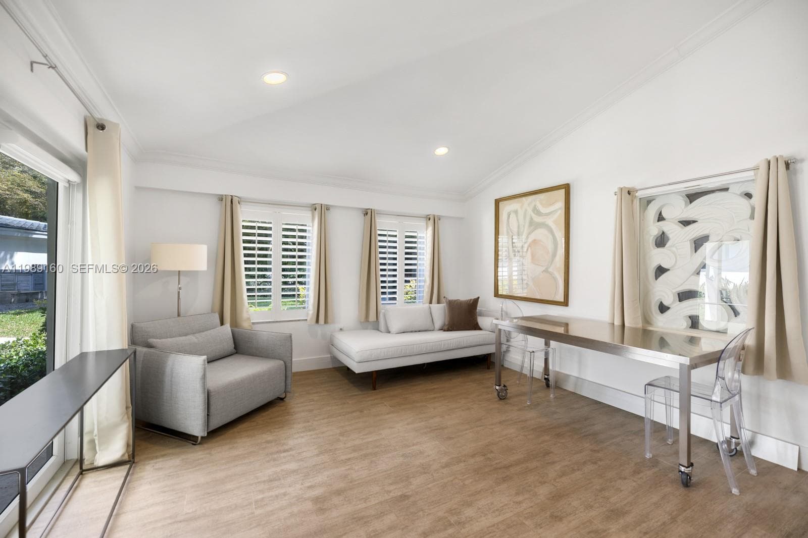 6120 Riviera Dr, Coral Gables FL 33146 — 22