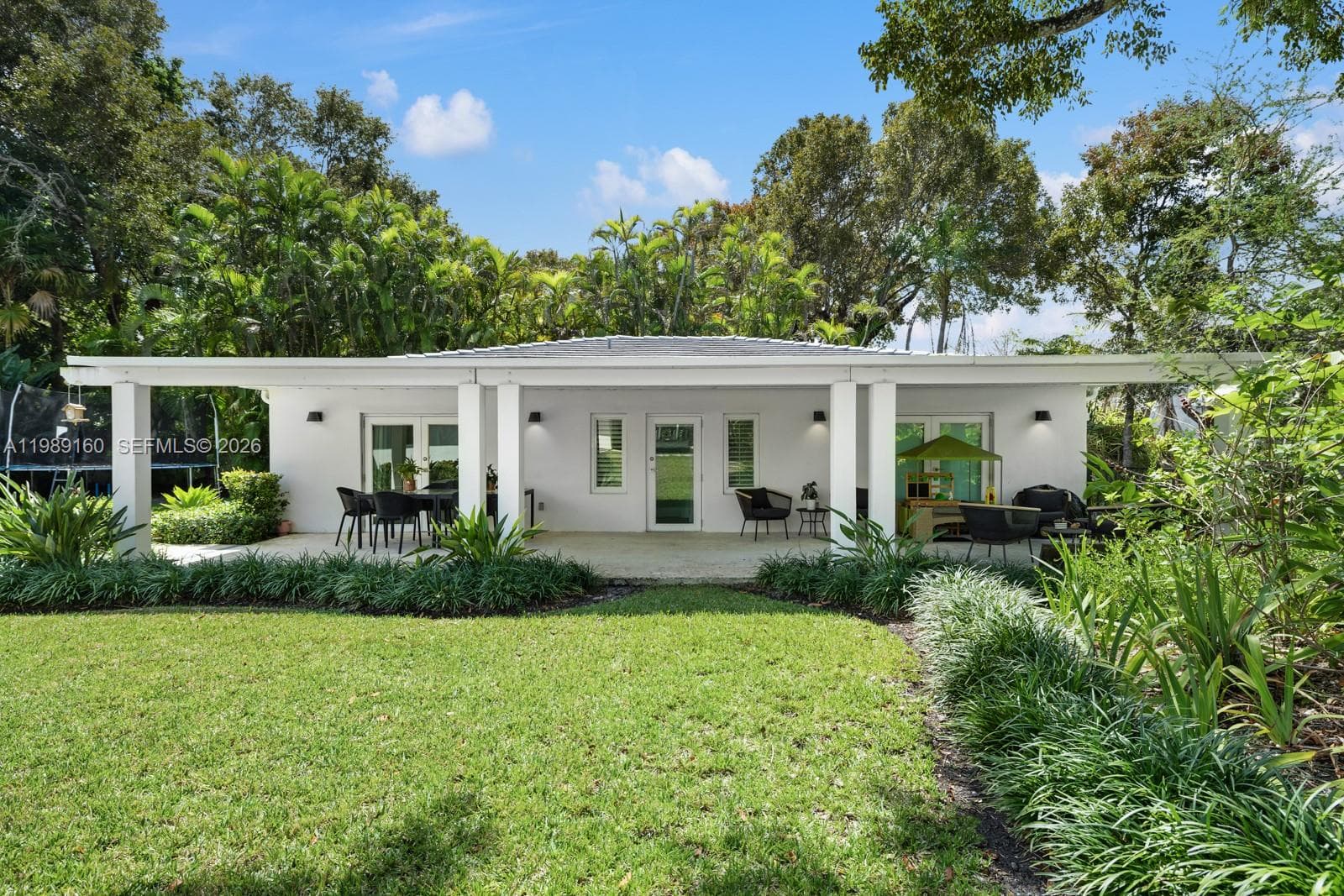6120 Riviera Dr, Coral Gables FL 33146 — 20