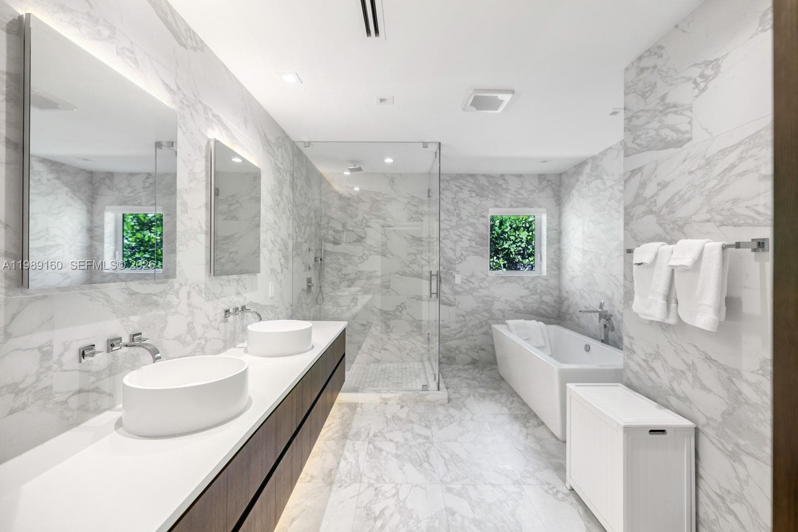 6120 Riviera Dr, Coral Gables FL 33146 — 14