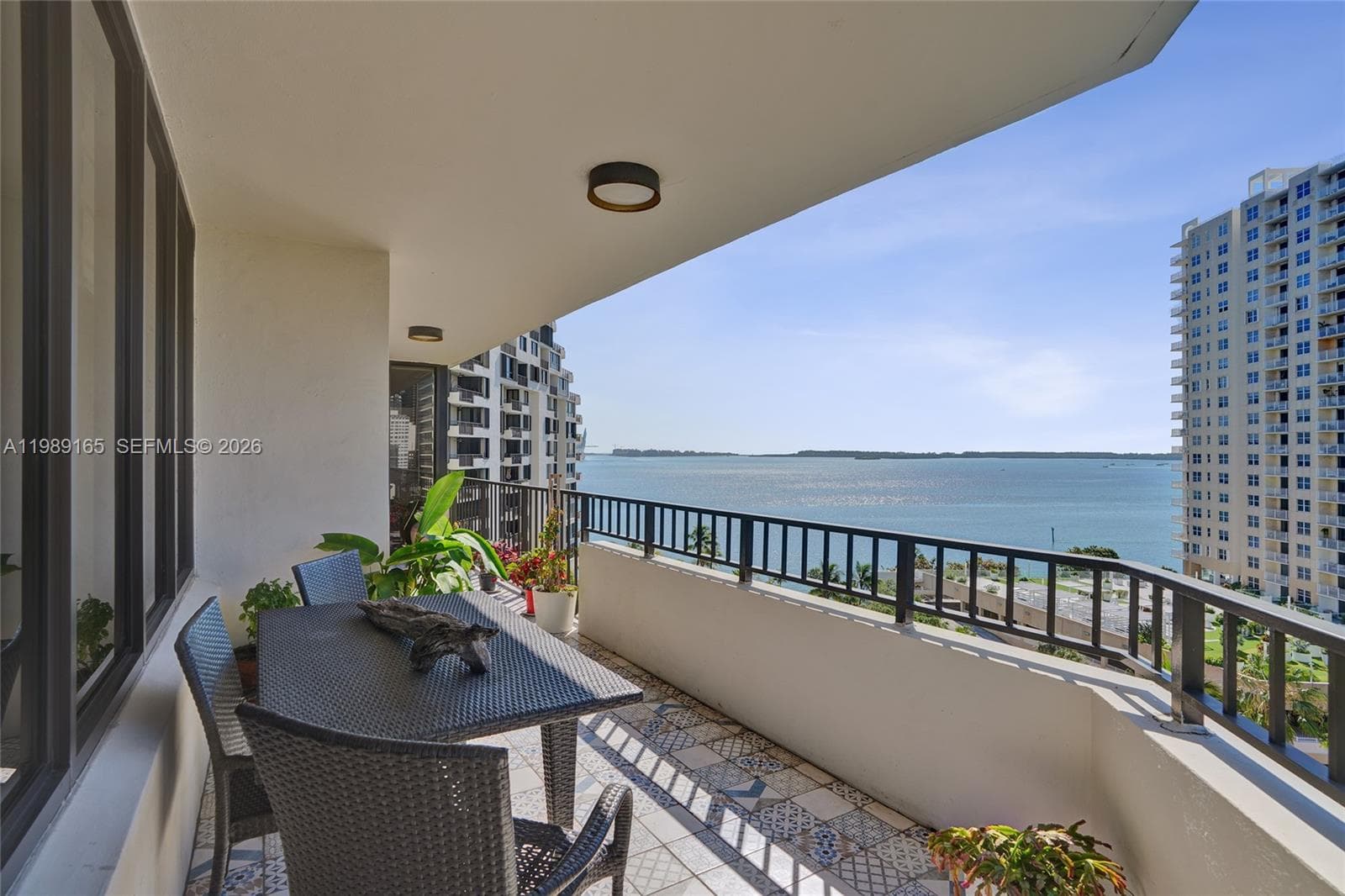 520 Brickell Key Dr # A1015, Miami FL 33131 — 1