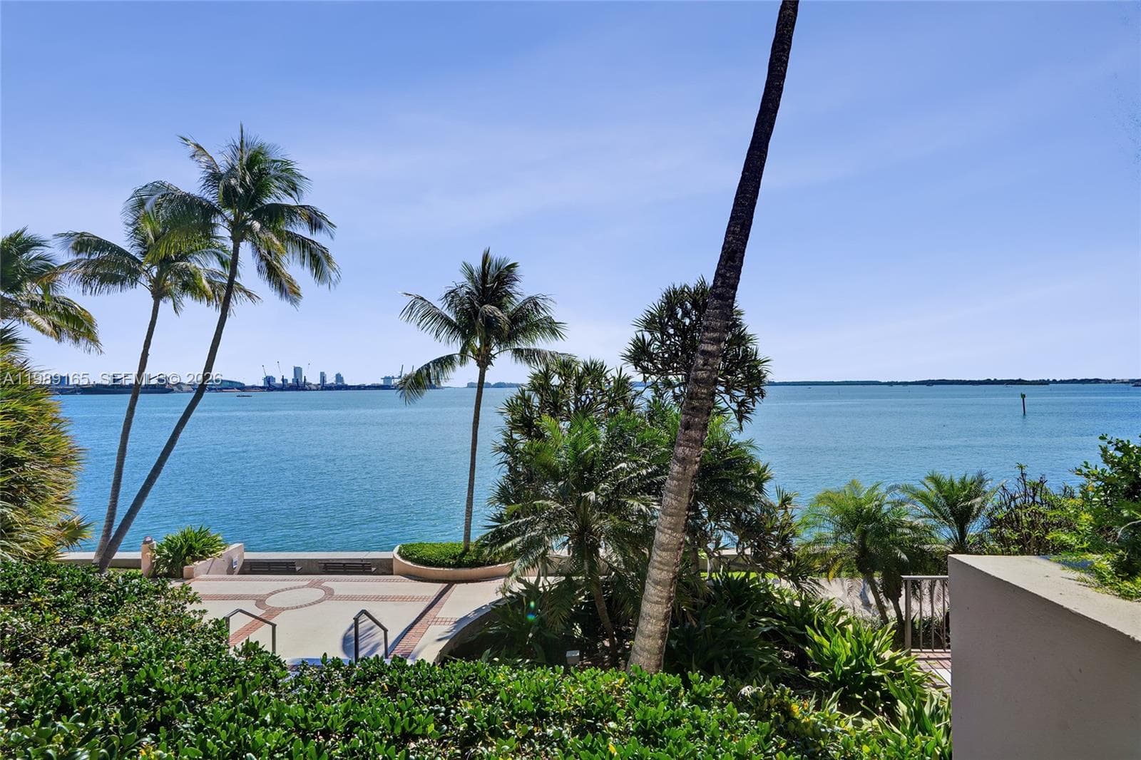 520 Brickell Key Dr # A1015, Miami FL 33131 — 34