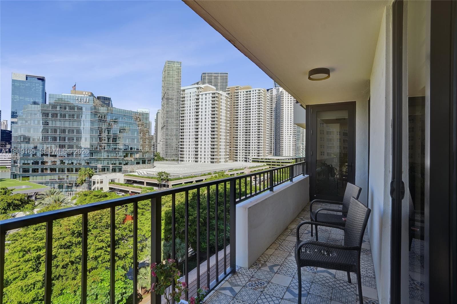 520 Brickell Key Dr # A1015, Miami FL 33131 — 29