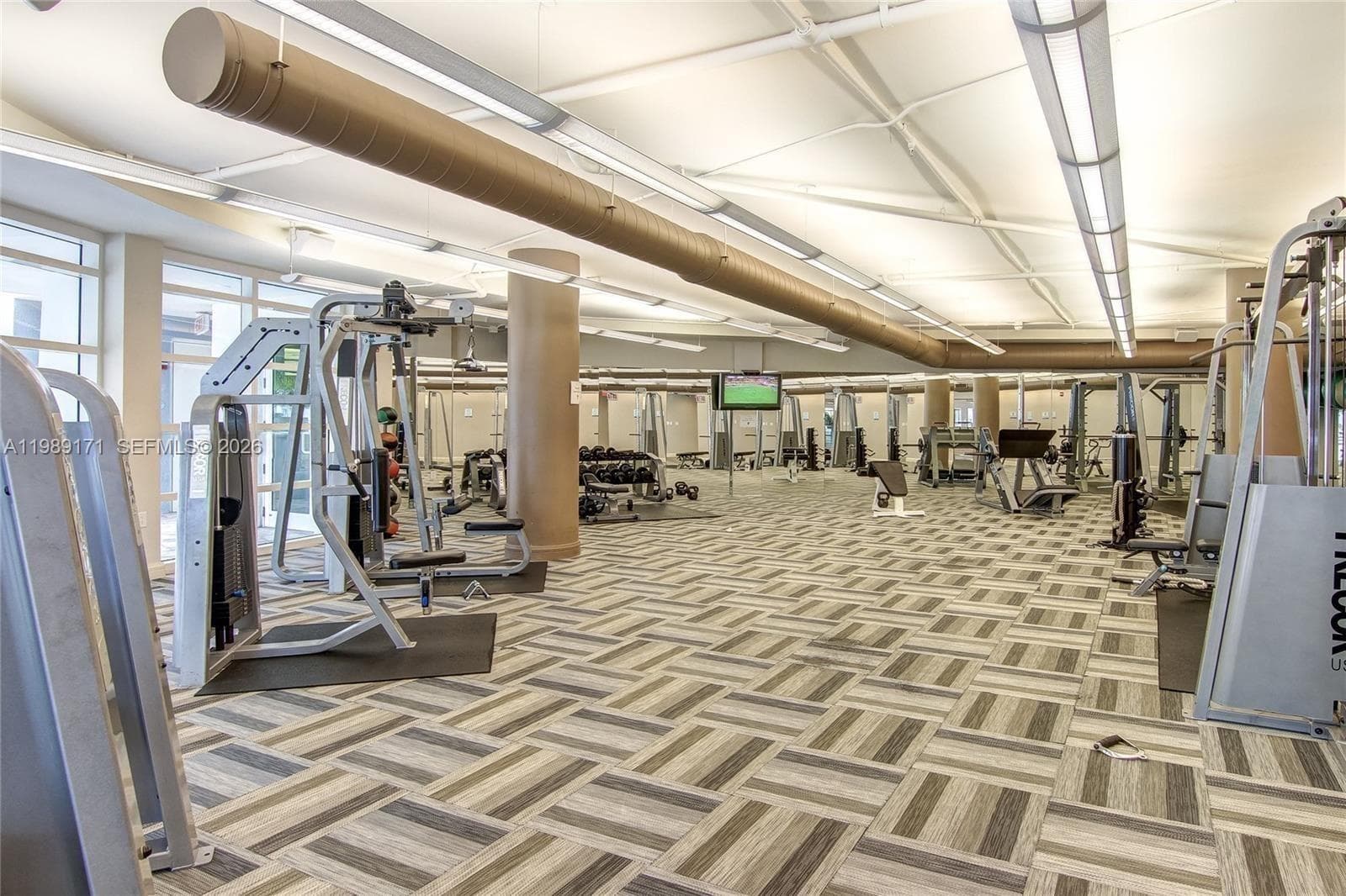 244 Biscayne Blvd # 3707, Miami FL 33132 — 31