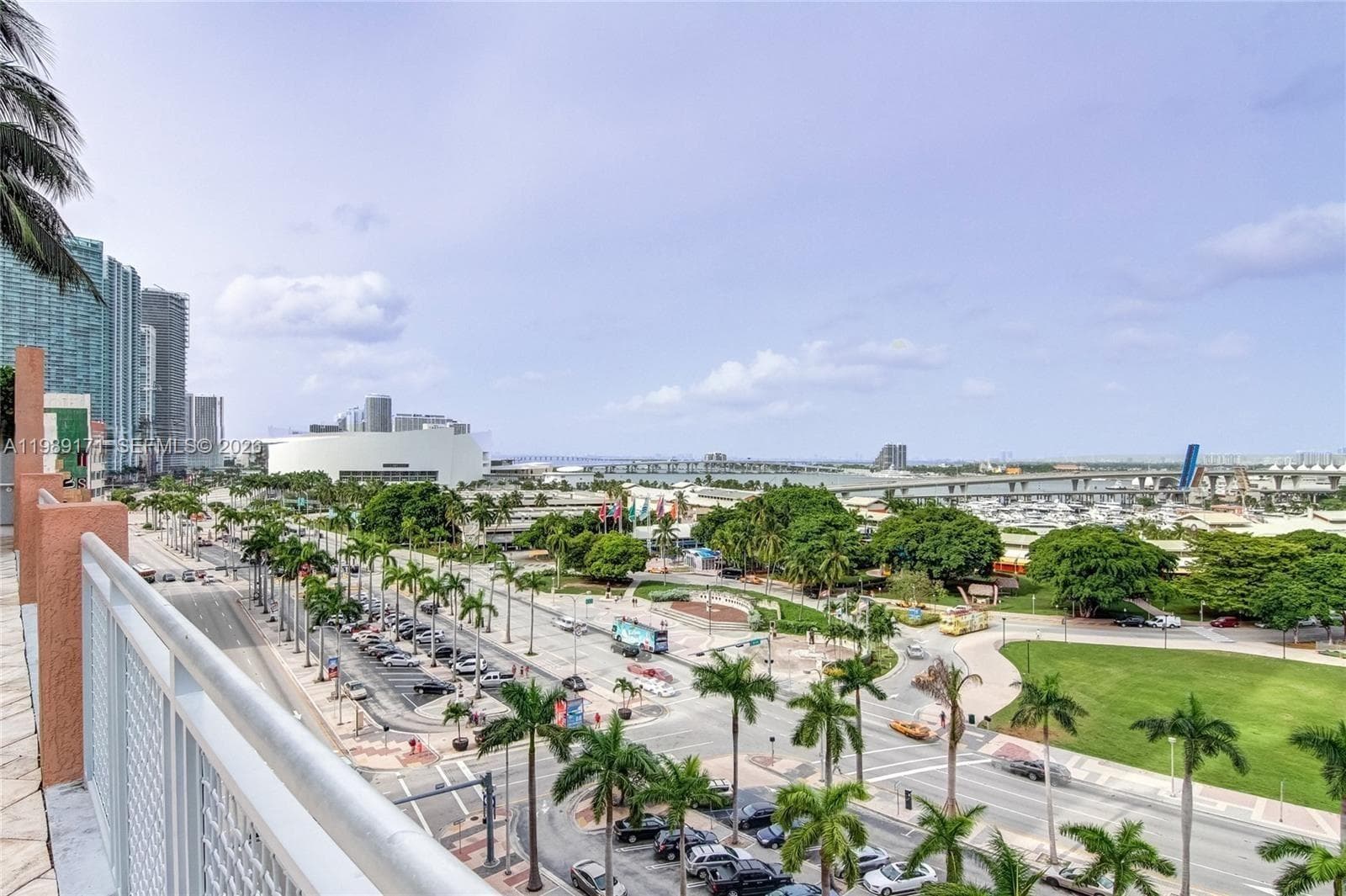 244 Biscayne Blvd # 3707, Miami FL 33132 — 39