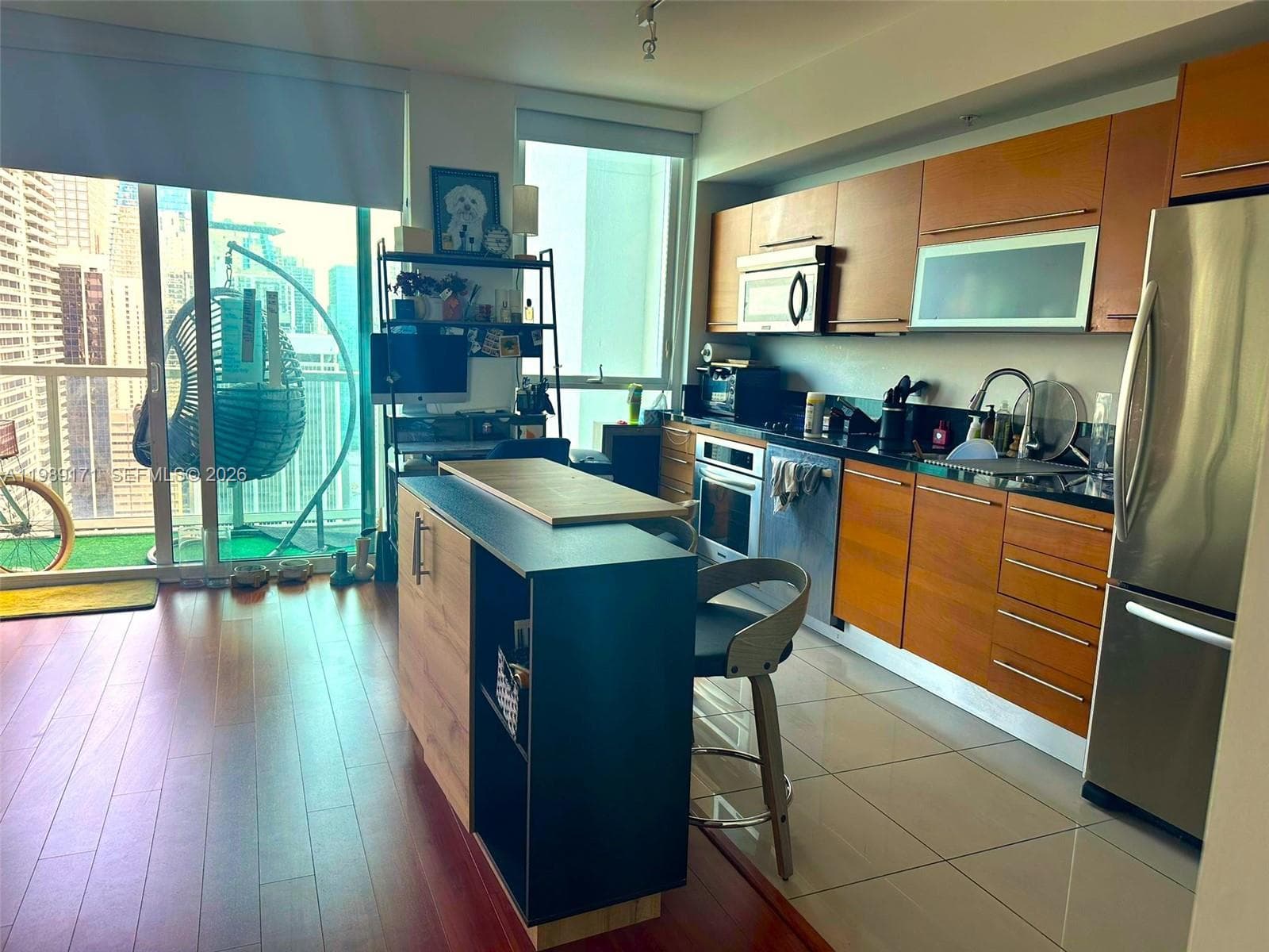 244 Biscayne Blvd # 3707, Miami FL 33132 — 4