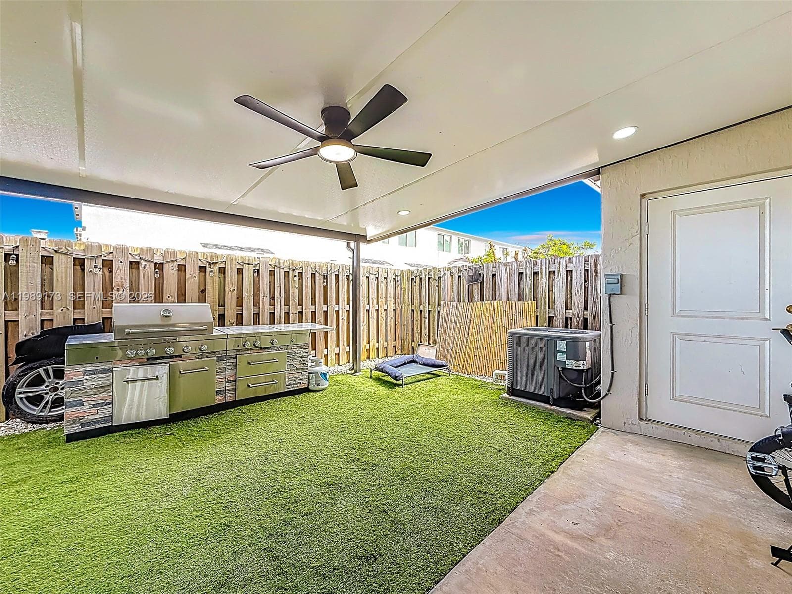 451 NW 12th Ave, Florida City FL 33034 — 33