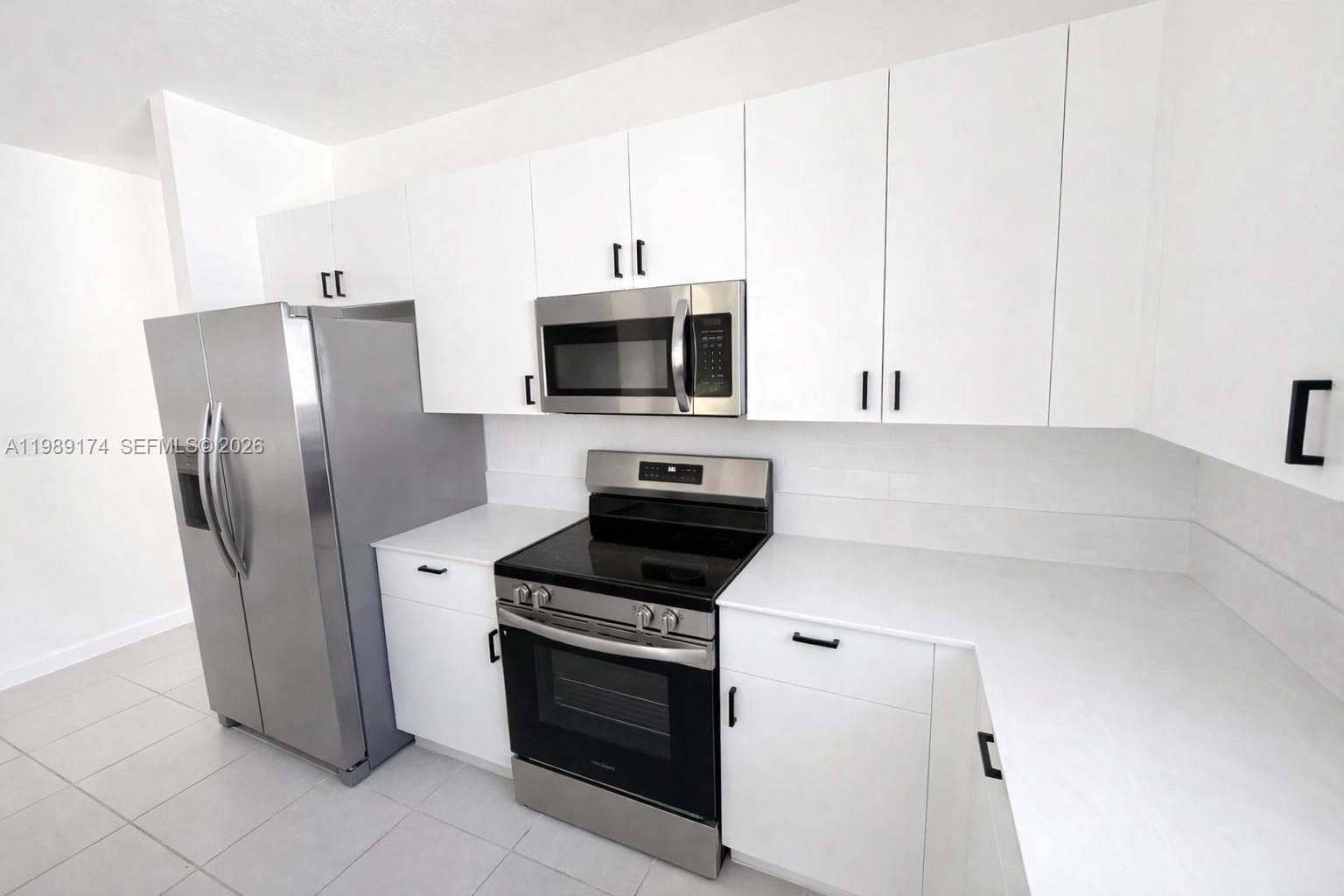 2402 SE 30th St, Homestead FL 33035 — 4