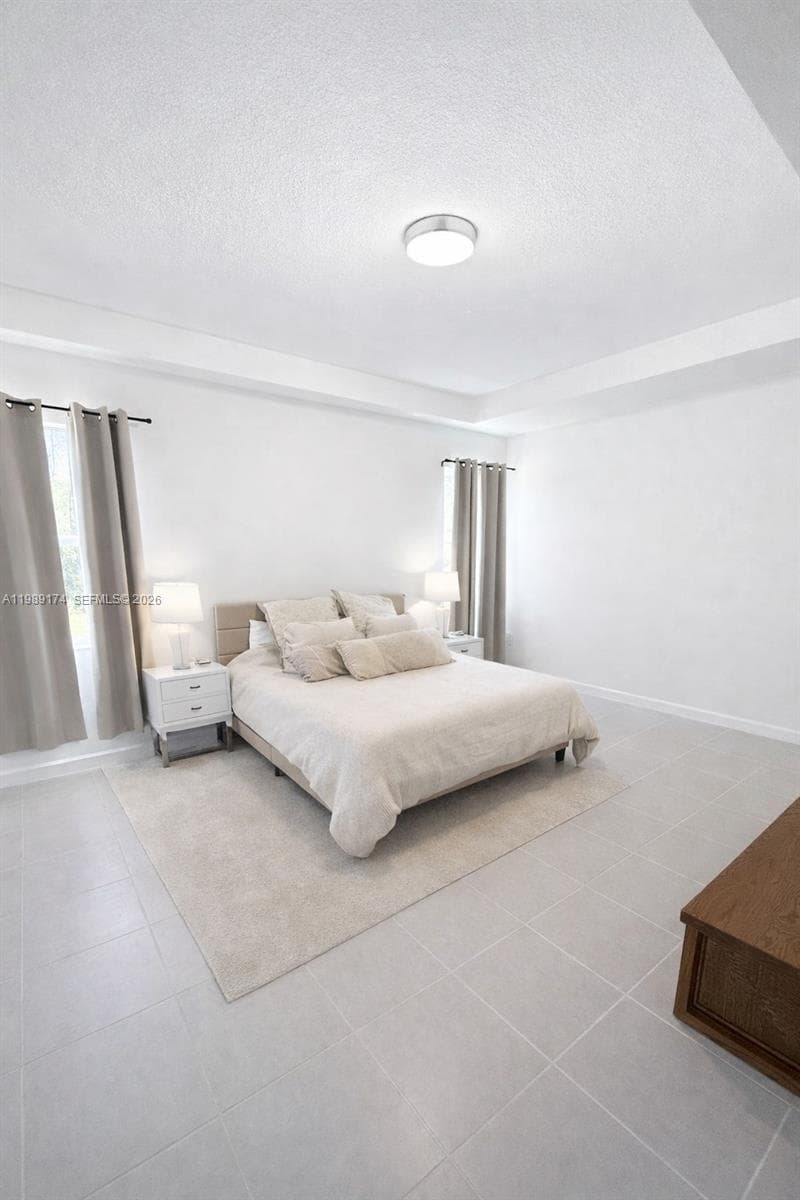 2402 SE 30th St, Homestead FL 33035 — 8