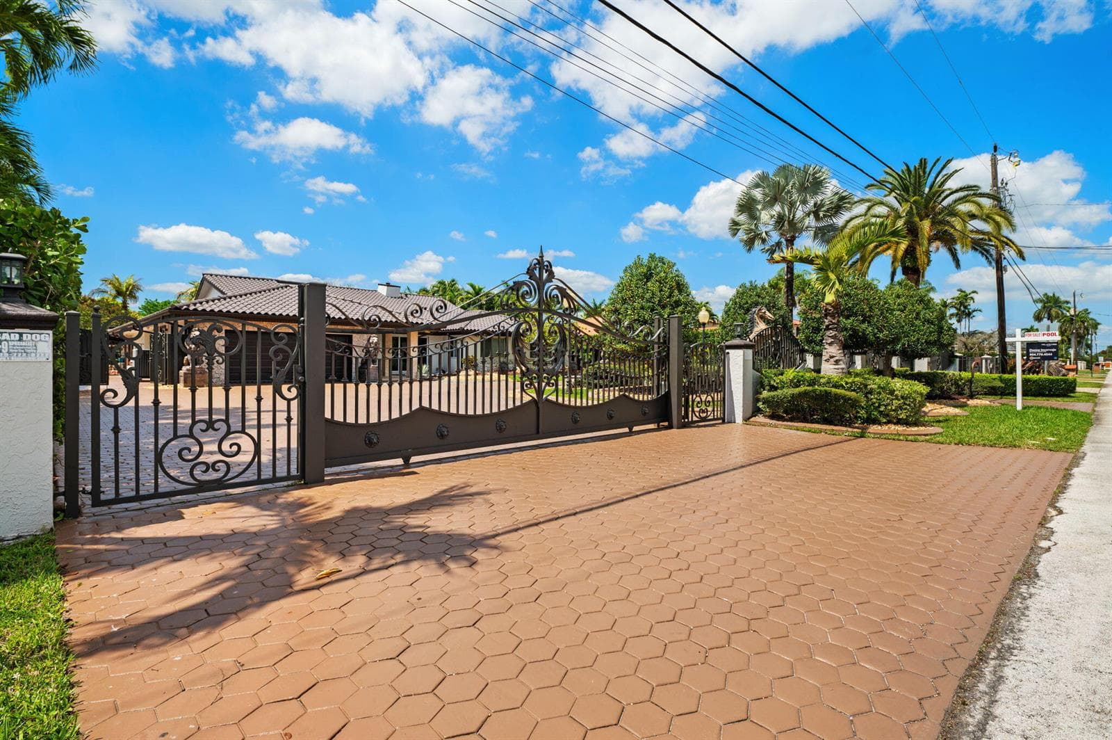 2840 SW 128th Avenue, Miami FL 33175 — 3