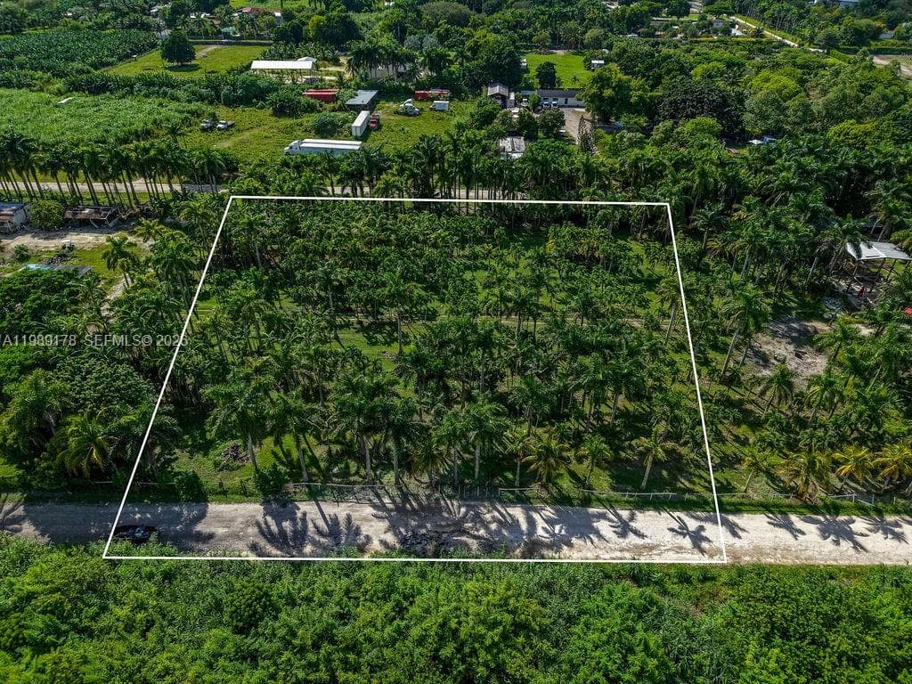 10650 SW 206th Ave, Miami FL 33187 — 13
