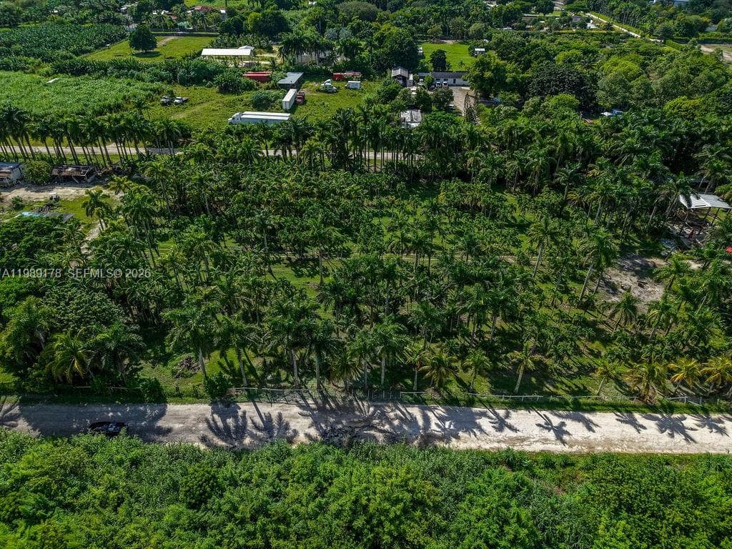 10650 SW 206th Ave, Miami FL 33187 — 12