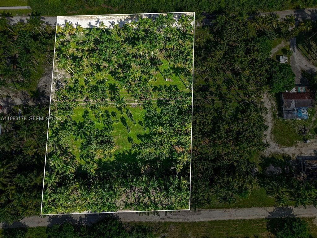 10650 SW 206th Ave, Miami FL 33187 — 9