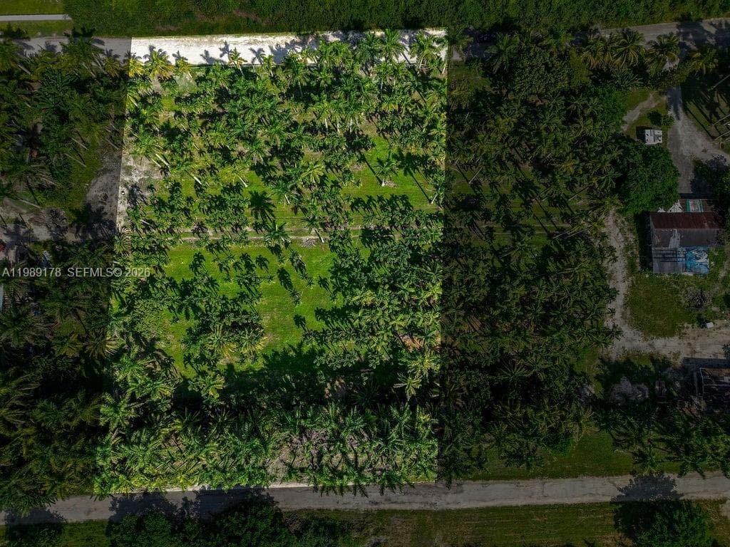 10650 SW 206th Ave, Miami FL 33187 — 8