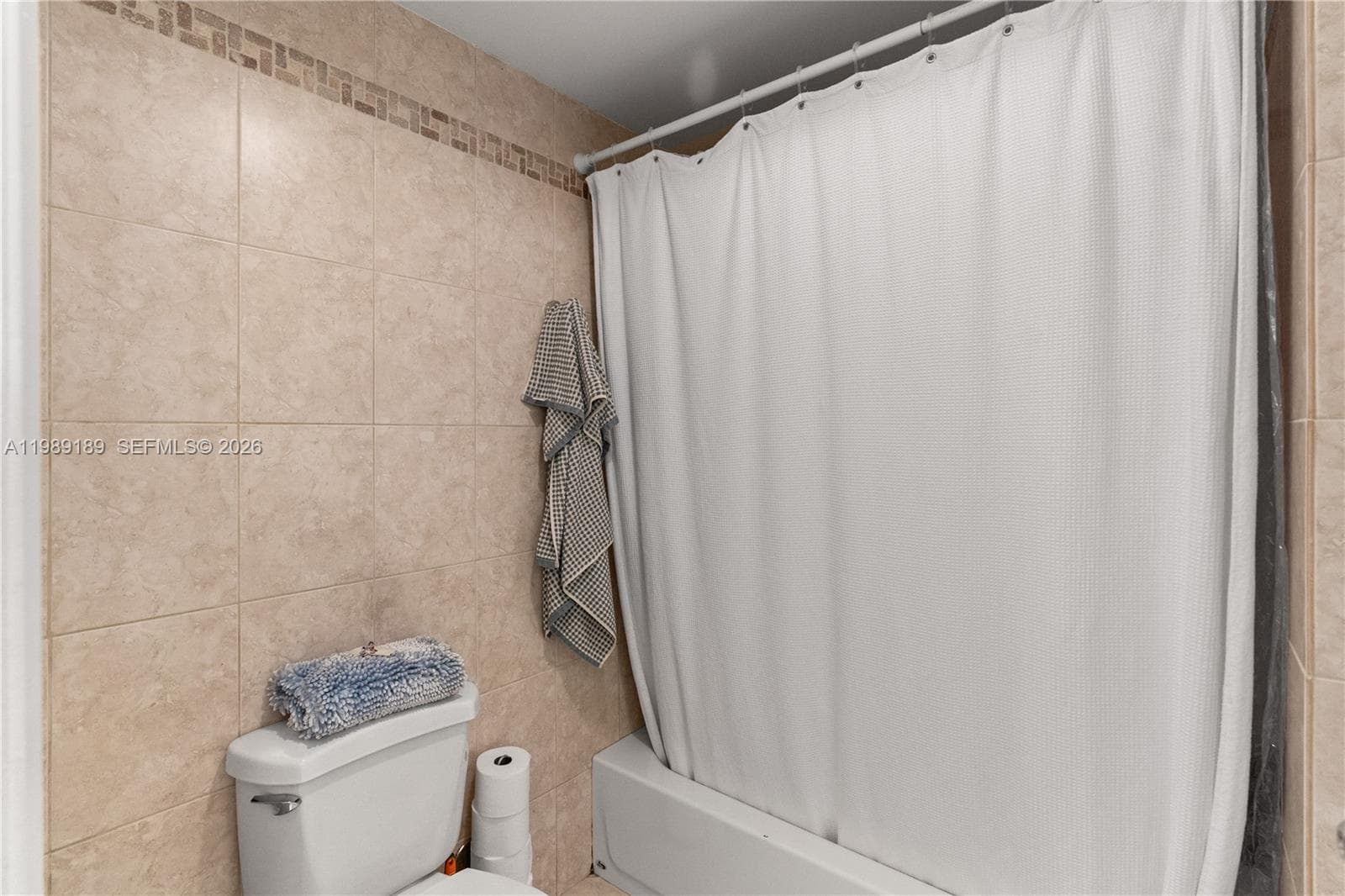 19655 E Country Club Dr # 6108, Aventura FL 33180 — 26