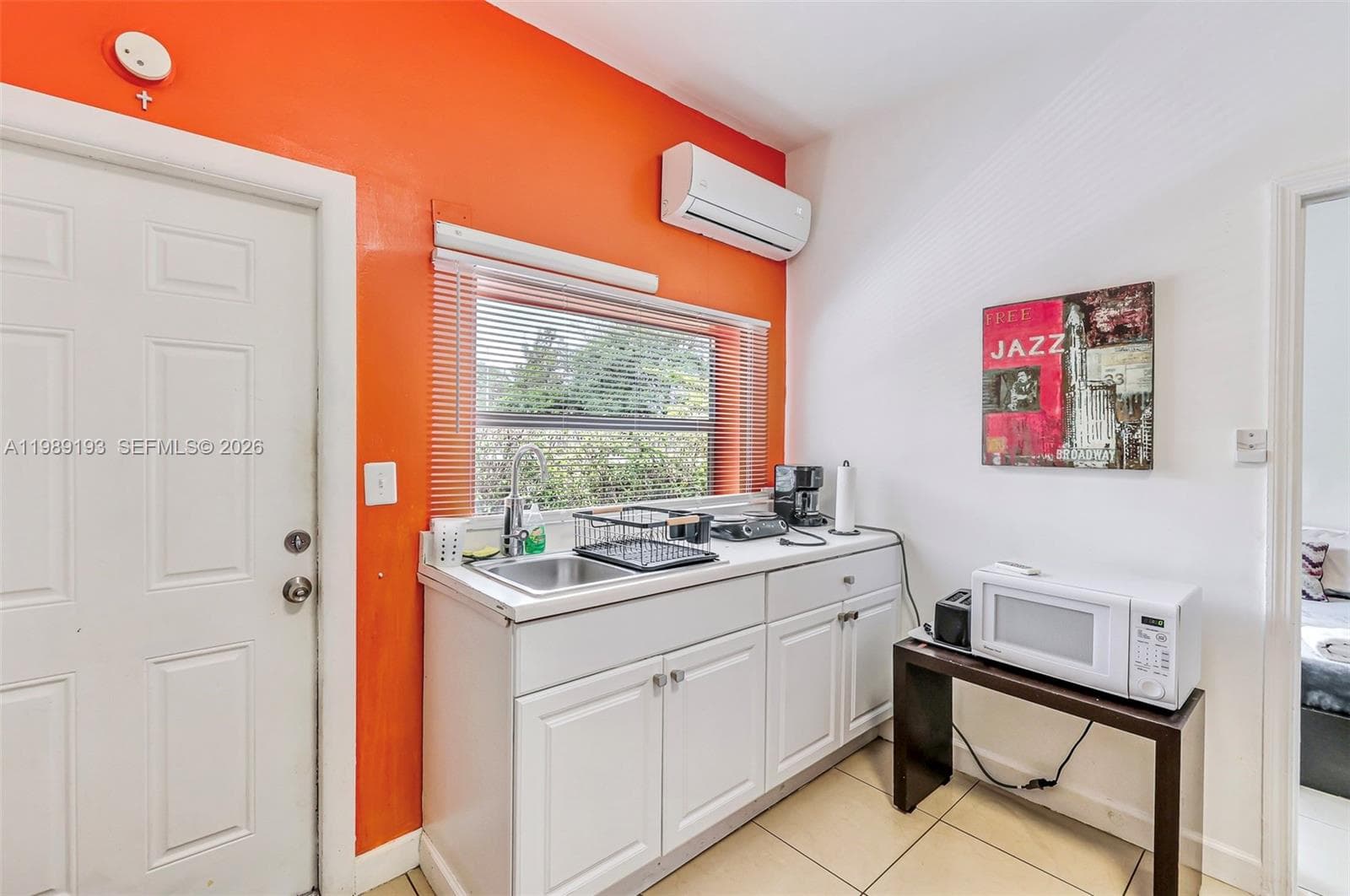 12085 W Dixie Hwy, Biscayne Park FL 33161 — 32