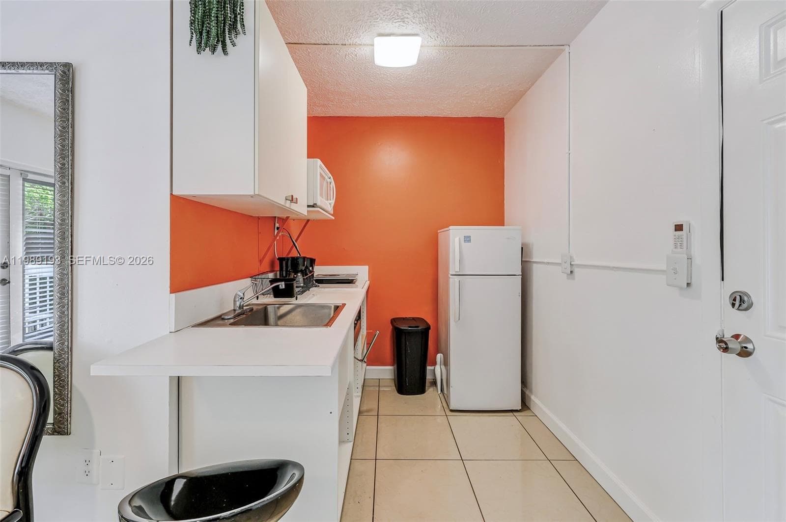 12085 W Dixie Hwy, Biscayne Park FL 33161 — 40