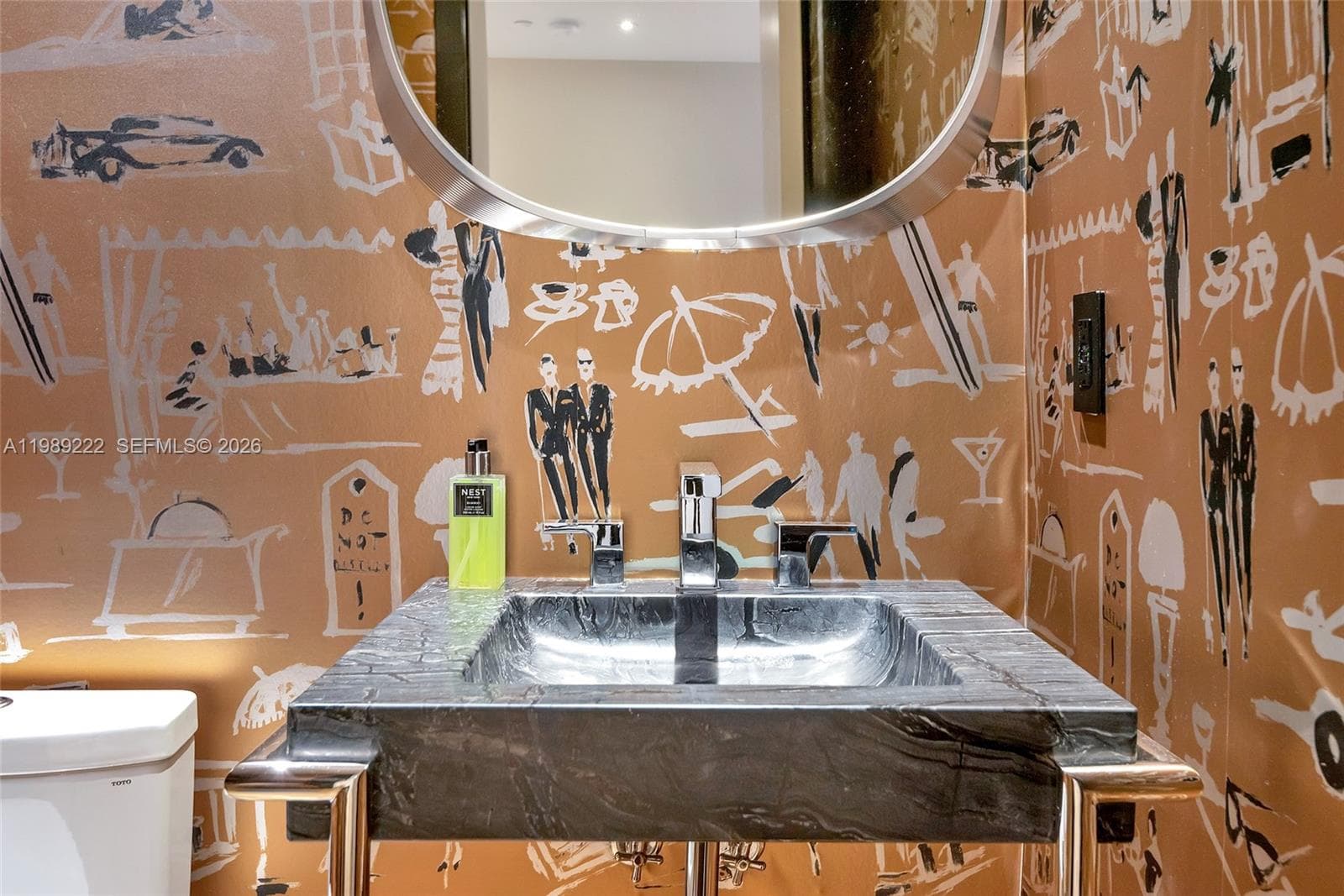 100 S Pointe Dr # 708, Miami Beach FL 33139 — 33