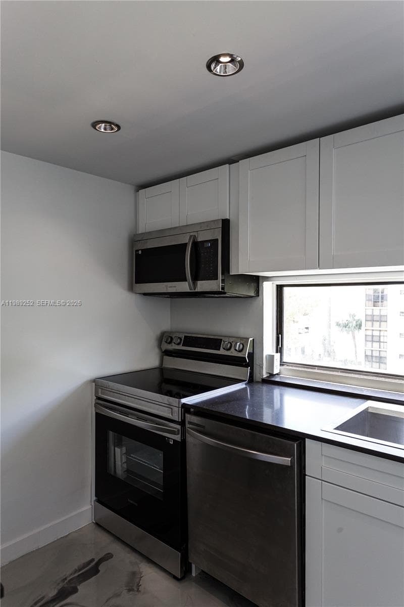 Plaza Of Americas Condo P, Sunny Isles Beach, FL — 16