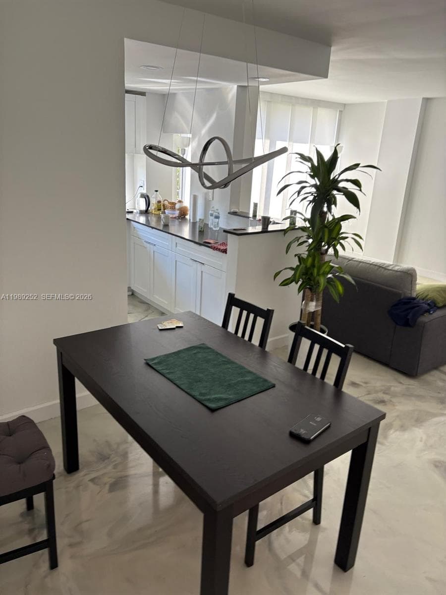 Plaza Of Americas Condo P, Sunny Isles Beach, FL — 3