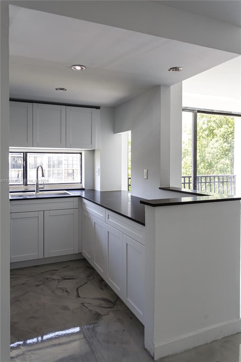 Plaza Of Americas Condo P, Sunny Isles Beach, FL — 15