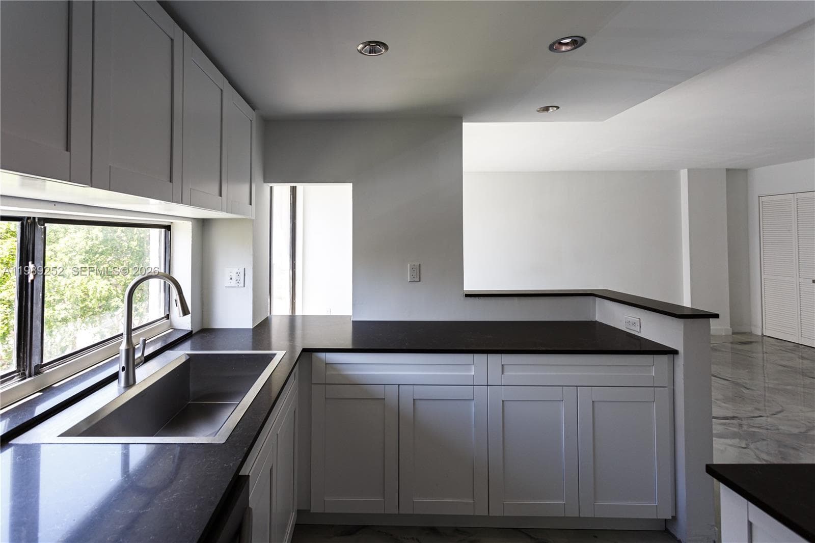 Plaza Of Americas Condo P, Sunny Isles Beach, FL — 19