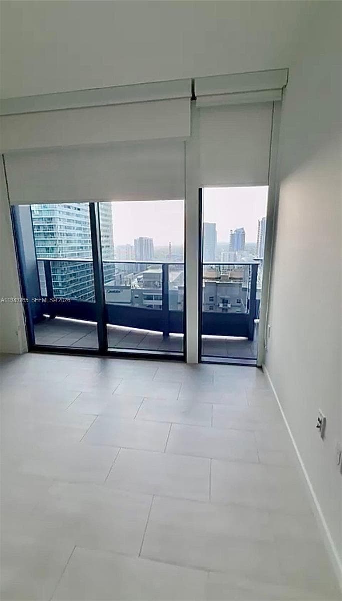 1000 brickell plz # 2008, Miami FL 33131 — 13