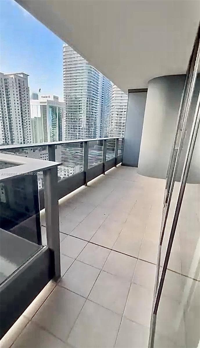 1000 brickell plz # 2008, Miami FL 33131 — 26