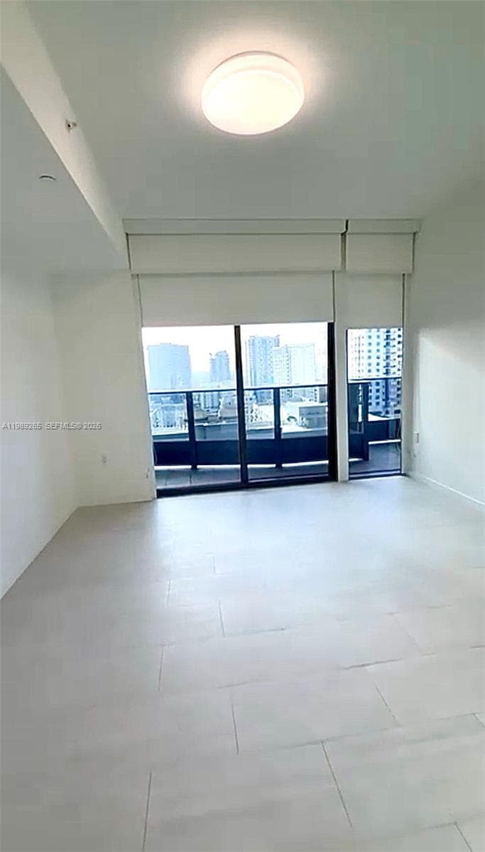 1000 brickell plz # 2008, Miami FL 33131 — 25