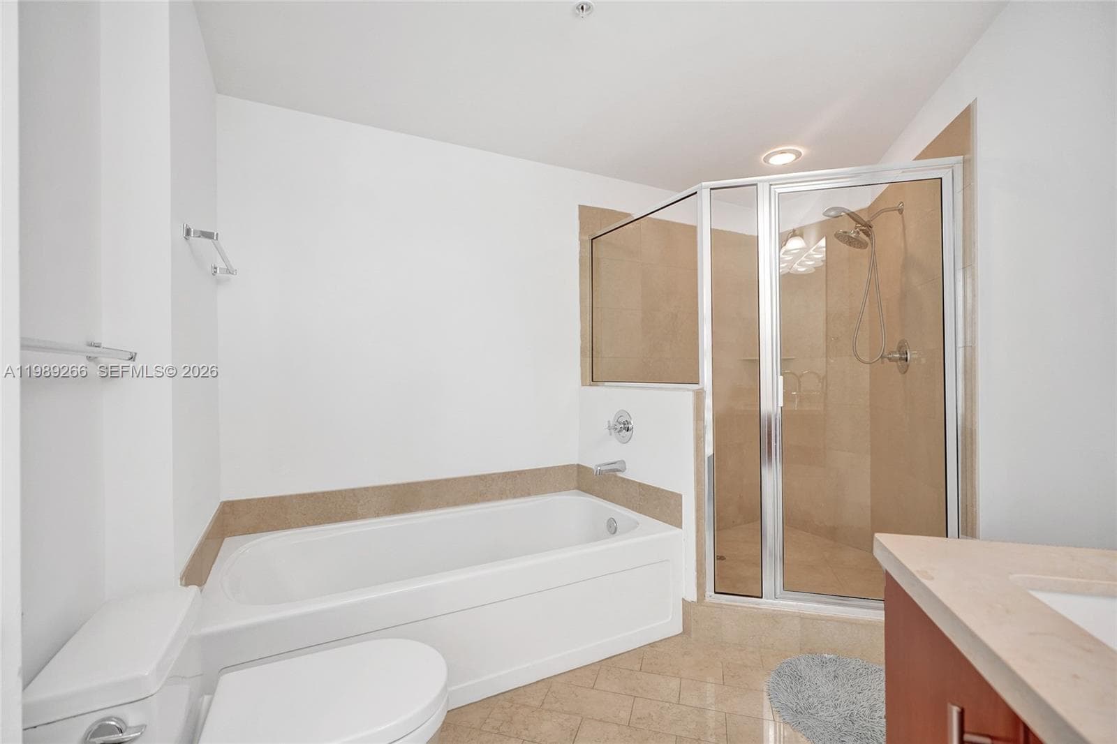 1111 SW 1st Ave, Miami FL 33130 — 23