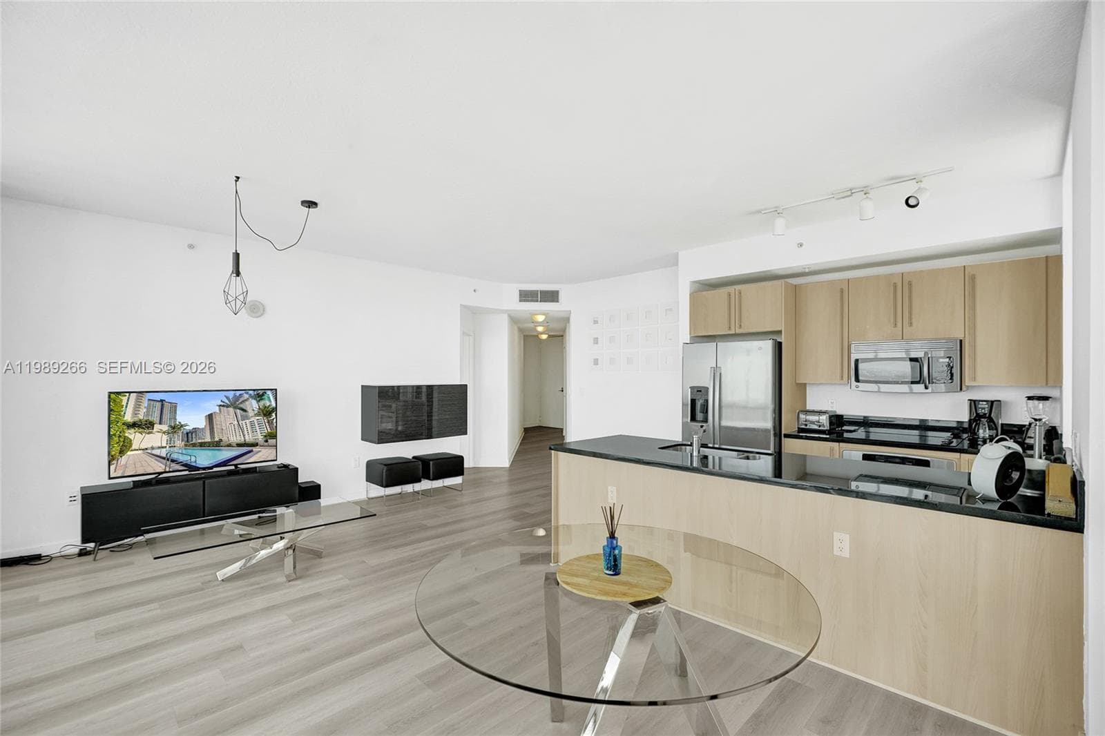 1111 SW 1st Ave, Miami FL 33130 — 16