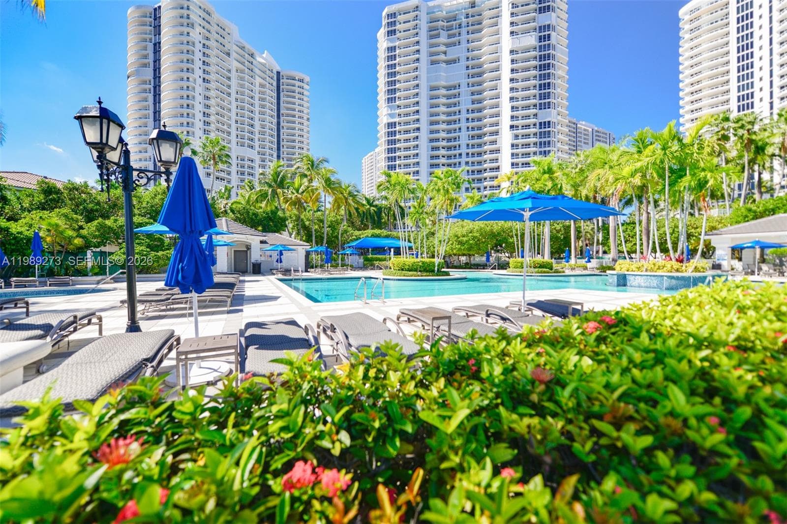 21050 Point Pl # 702, Aventura FL 33180 — 47