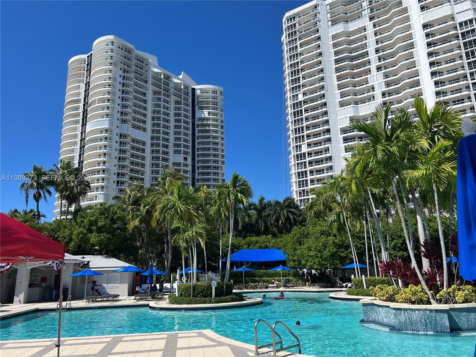 21050 Point Pl # 702, Aventura FL 33180 — 3