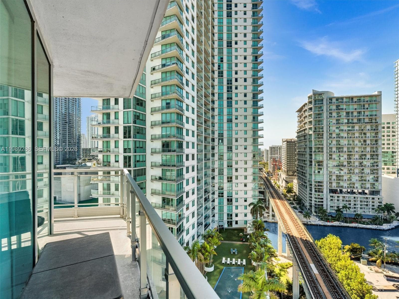 90 SW 3rd St # 2013, Miami FL 33130 — 13