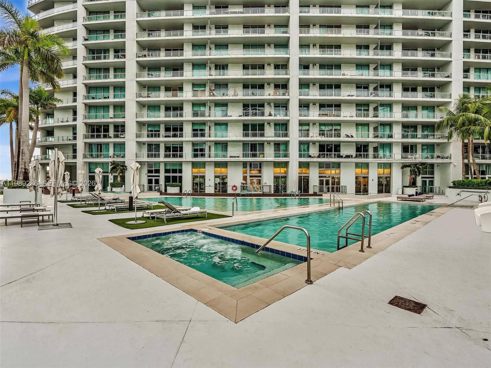 90 SW 3rd St # 2013, Miami FL 33130 — 44