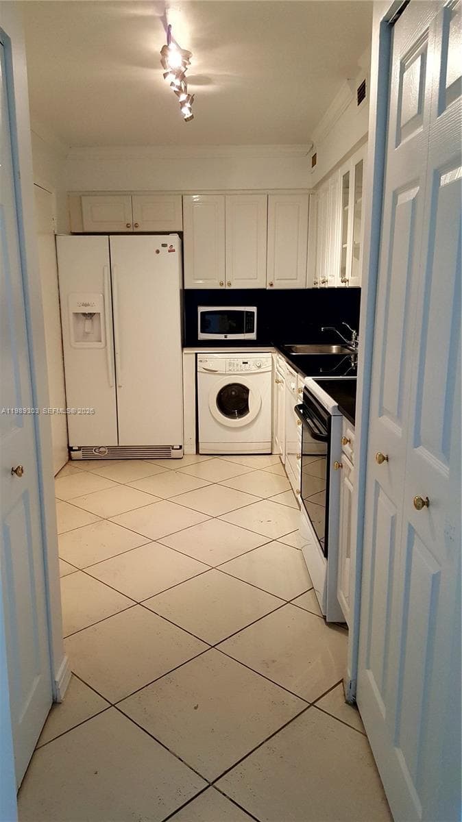 6770 Indian Creek Dr # 5T, Miami Beach FL 33141 — 6