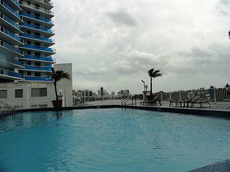 6770 Indian Creek Dr # 5T, Miami Beach FL 33141 — 16