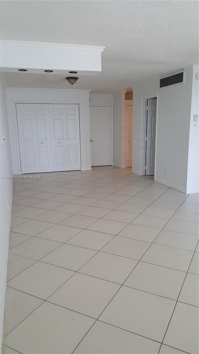 6770 Indian Creek Dr # 5T, Miami Beach FL 33141 — 7