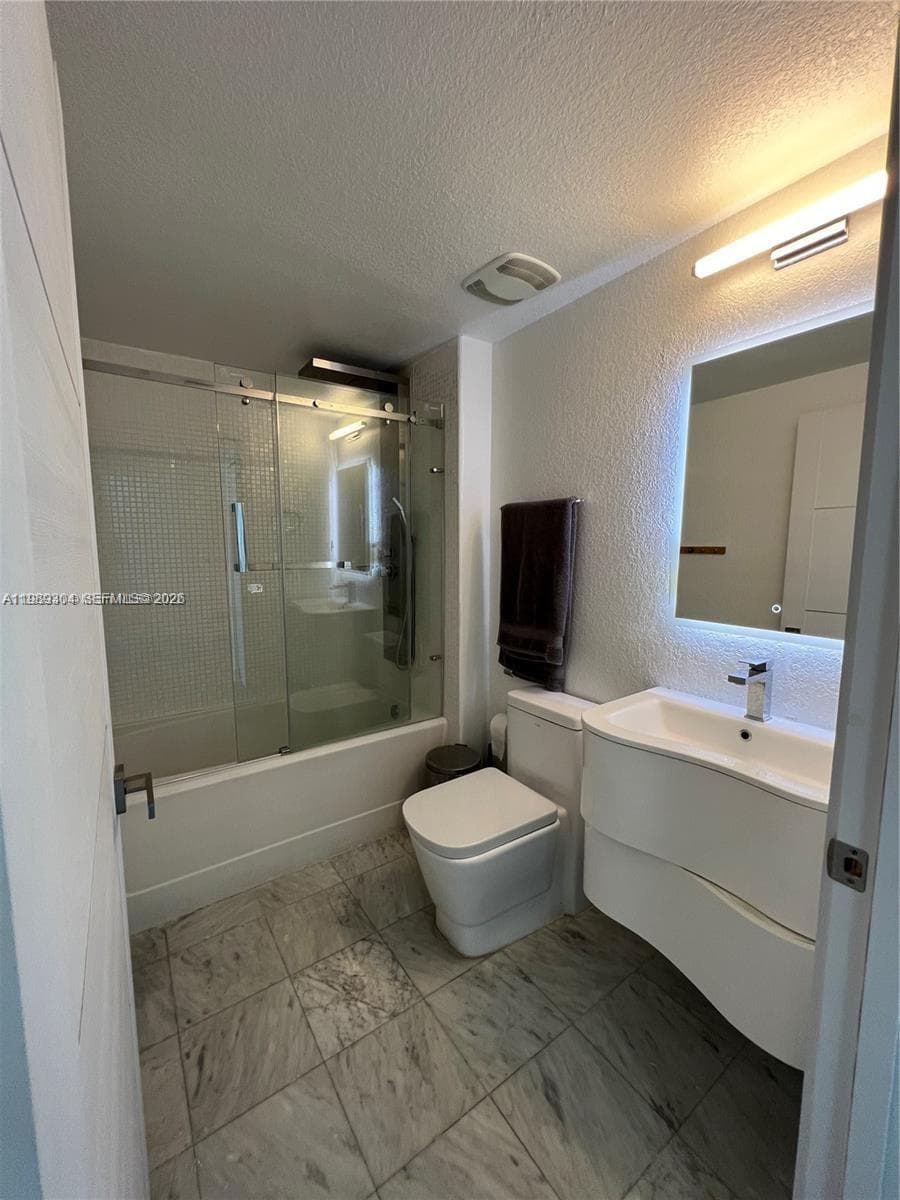 500 NE 29th St # 608, Miami FL 33137 — 23