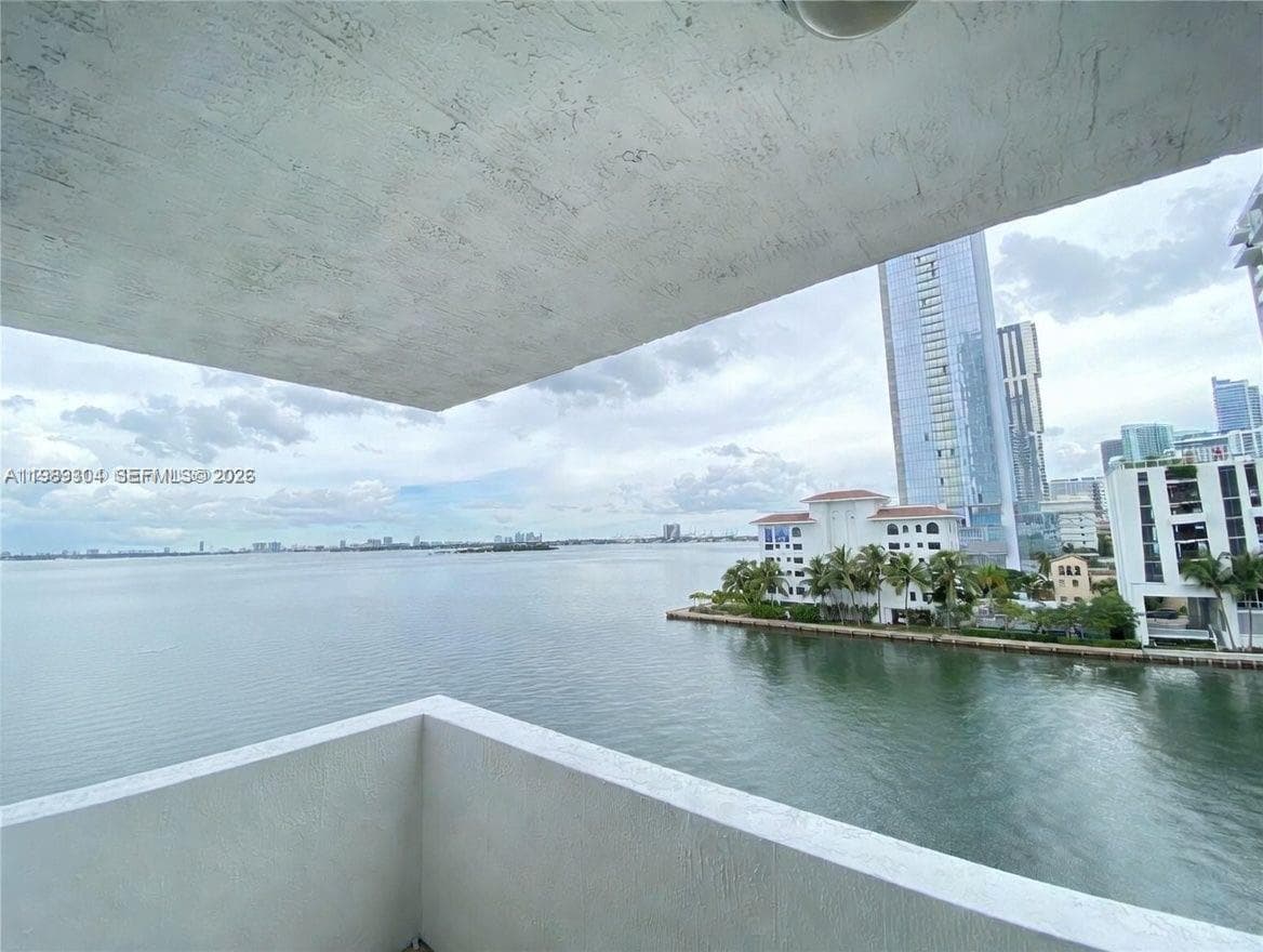 500 NE 29th St # 608, Miami FL 33137 — 5