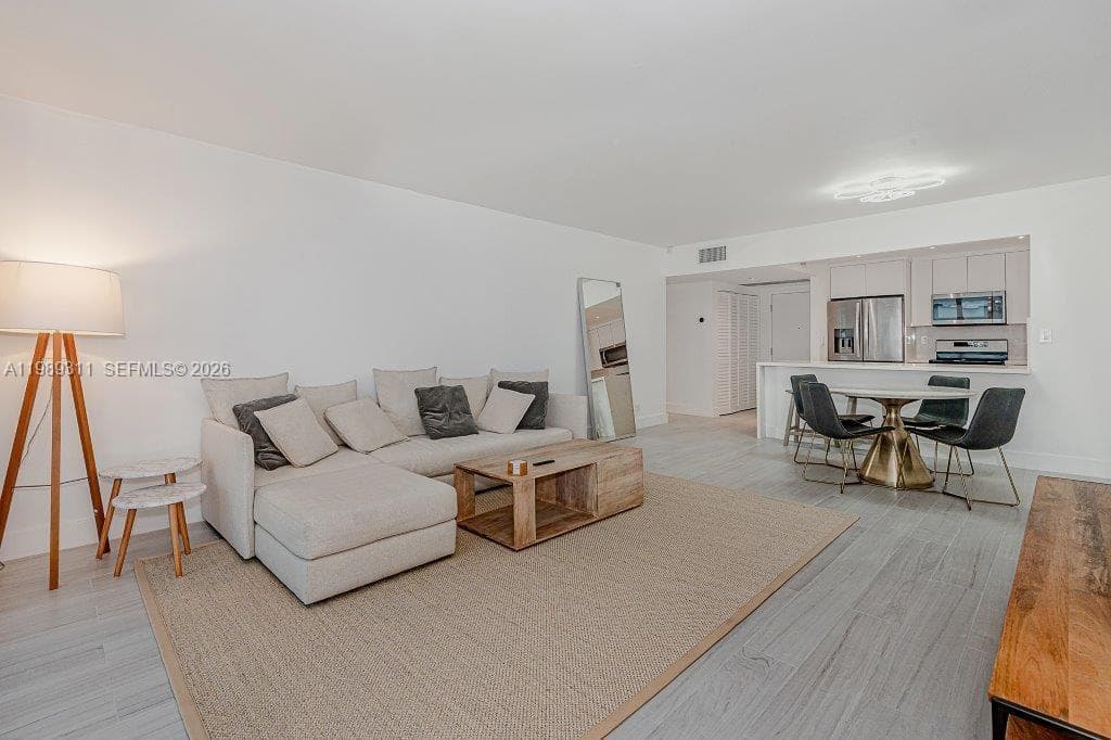 Roney Palace Condo, Miami Beach, FL — 6