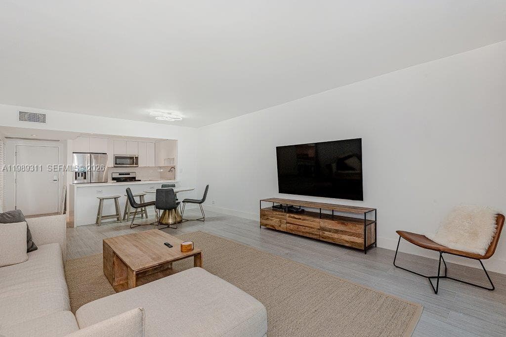Roney Palace Condo, Miami Beach, FL — 5