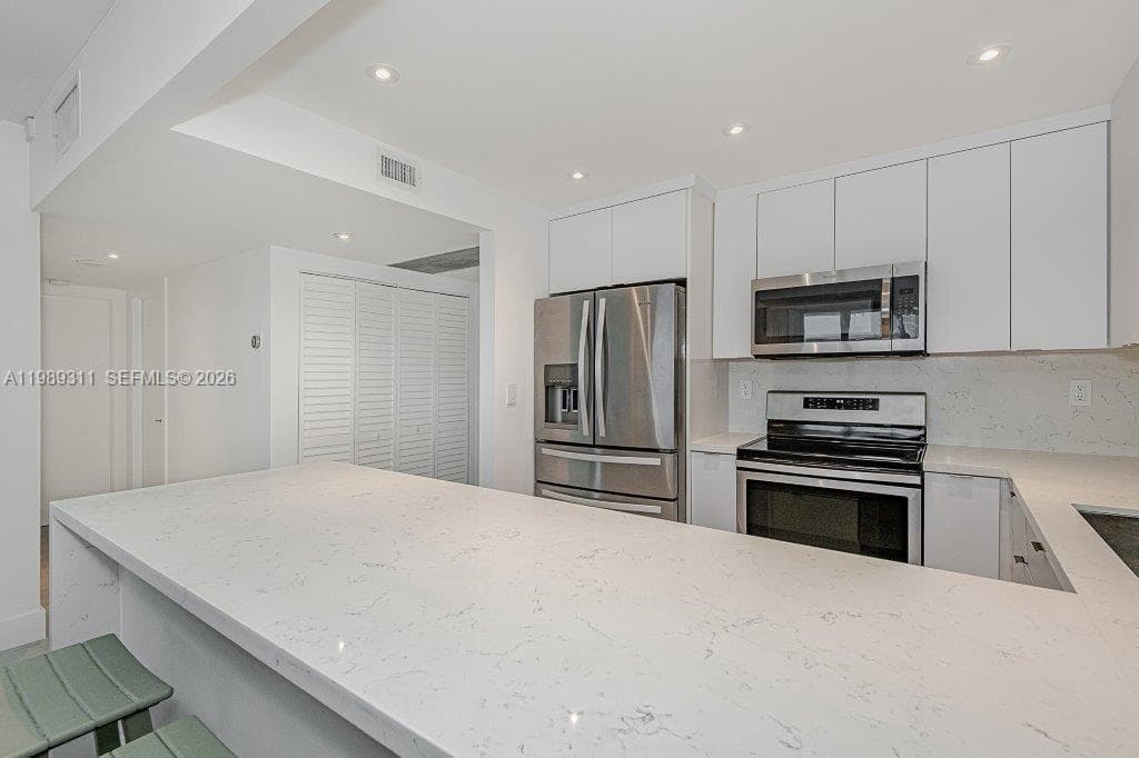 Roney Palace Condo, Miami Beach, FL — 9