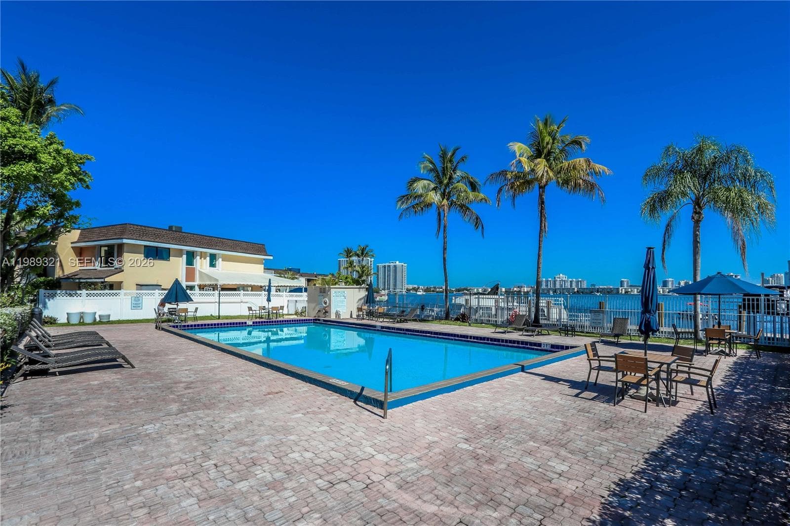 2821 N Miami Beach Blvd # 2K, North Miami Beach FL 33160 — 35