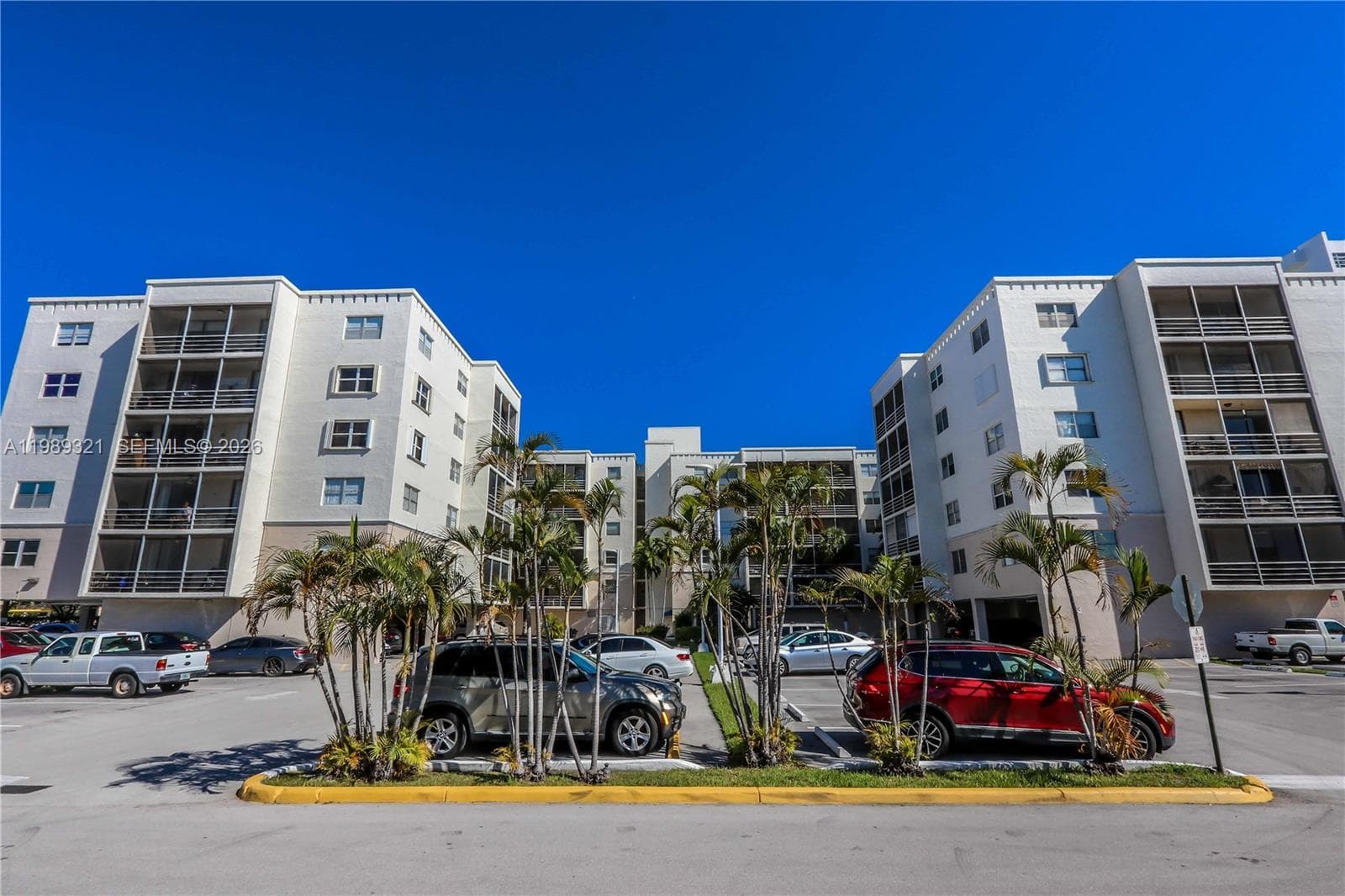 2821 N Miami Beach Blvd # 2K, North Miami Beach FL 33160 — 4