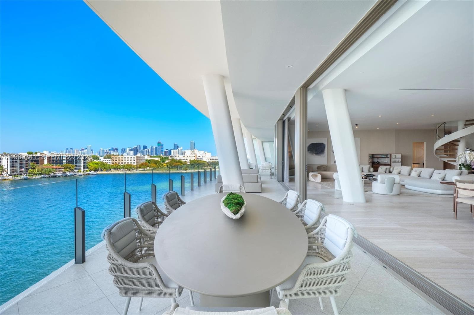 5 Grove Isle Dr, Coconut Grove FL 33131 — 7