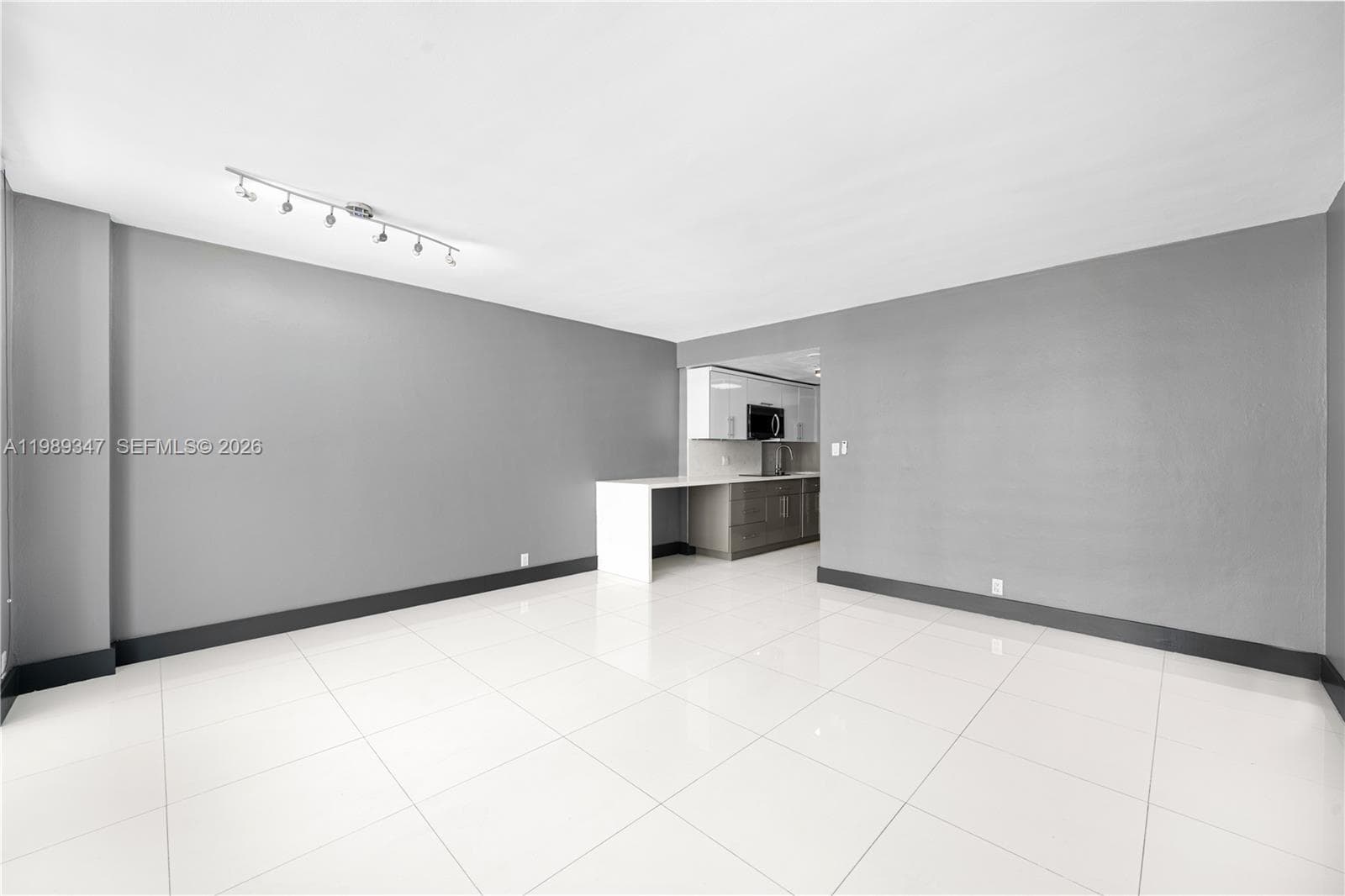 3301 NE 5th AVE # 1212, Miami FL 33137 — 12