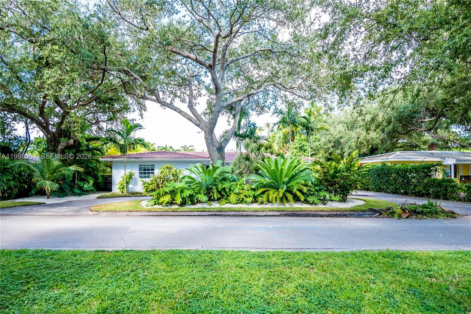 4160 Bay Point Rd, Miami FL 33137 — 2