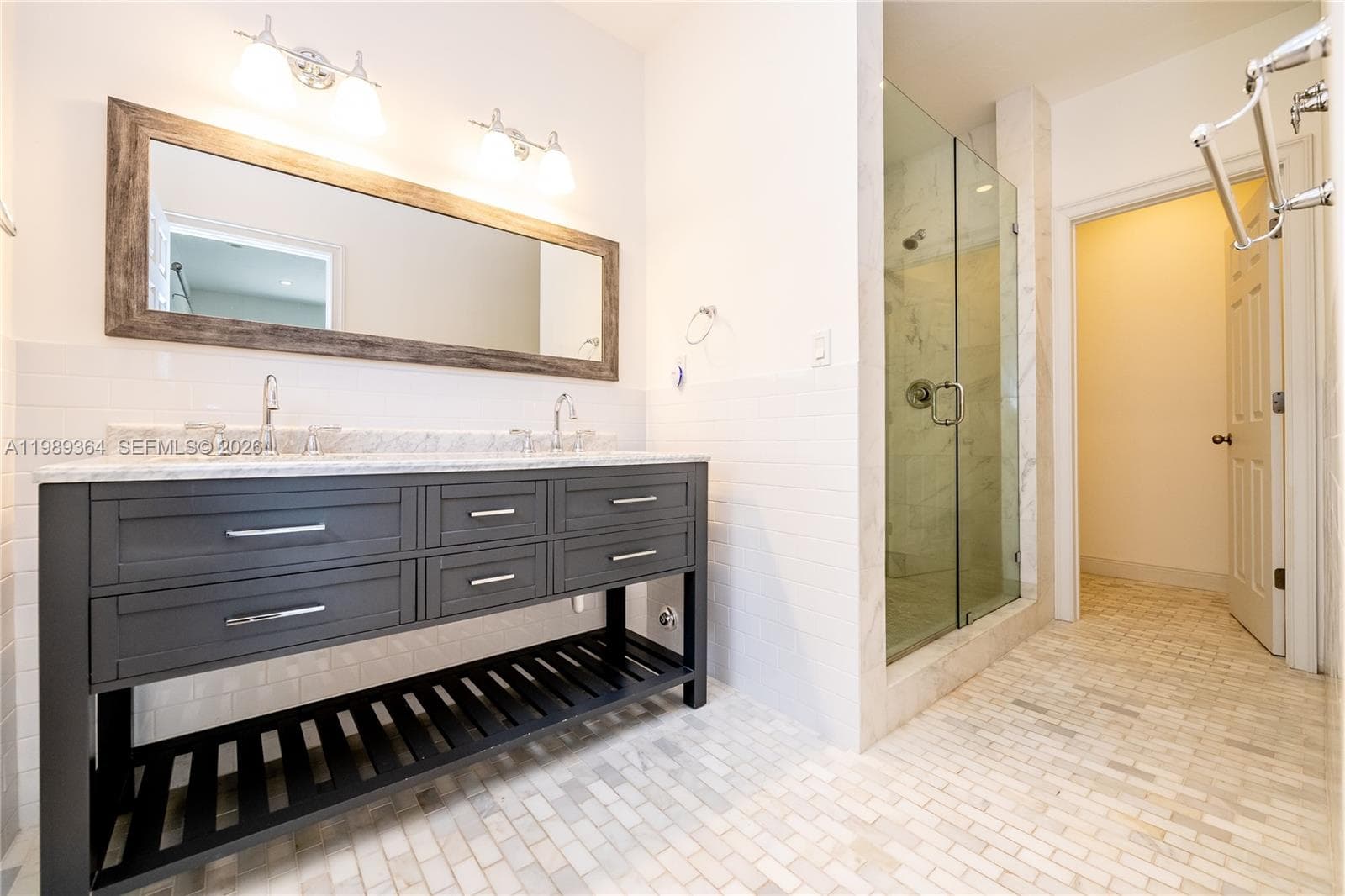 4160 Bay Point Rd, Miami FL 33137 — 6