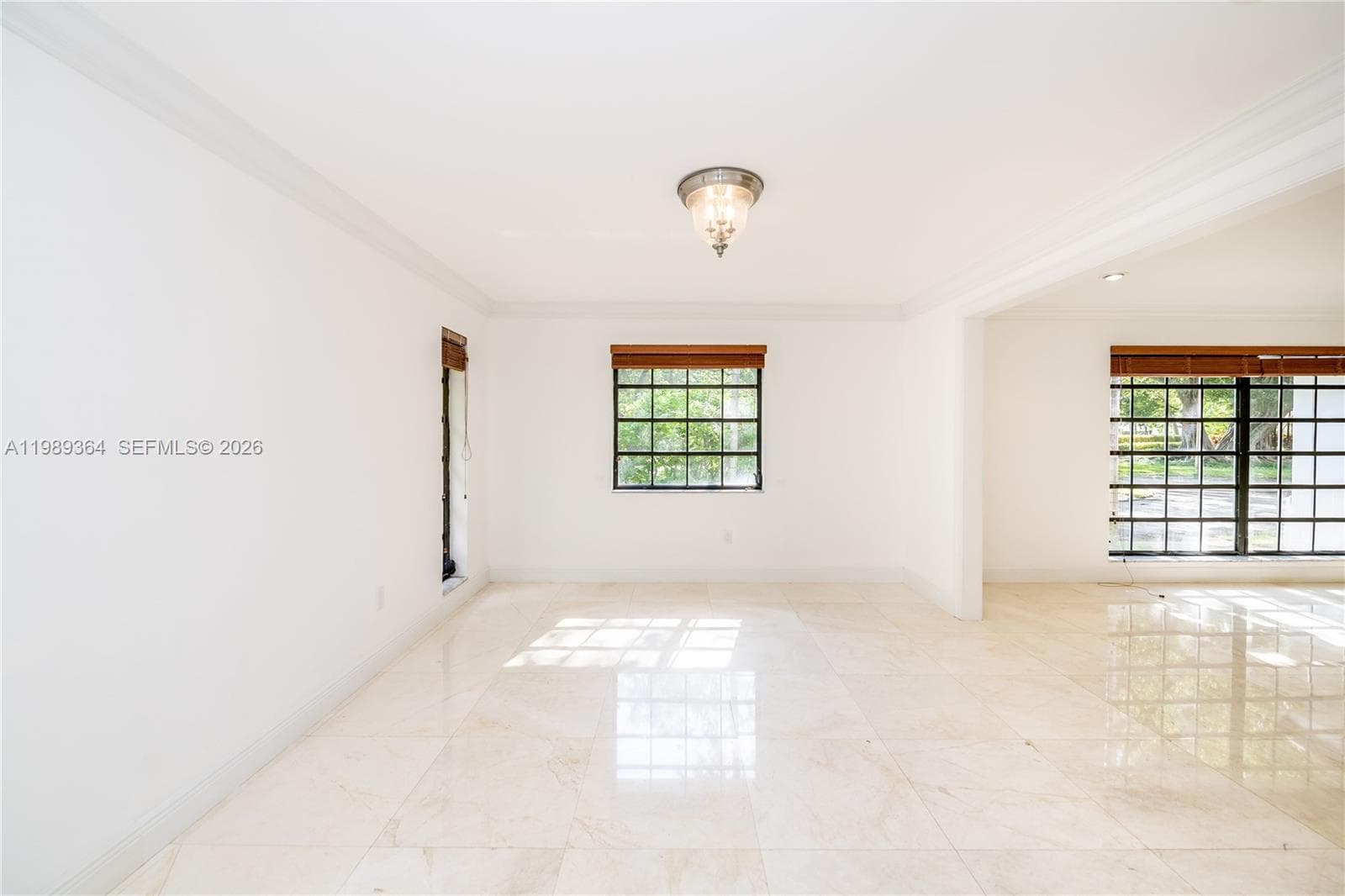 4160 Bay Point Rd, Miami FL 33137 — 12